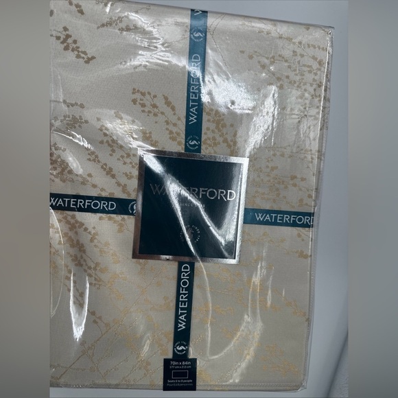 WATERFORD 70 X 84” Tablecloth Nappe Frosted Branches Ivory NEW - Picture 5 of 5